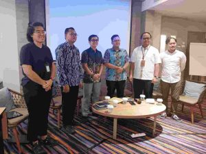 Gimmick Pro Lingkungan: Survei Kesenjangan Regulasi Pengelolaan Sumber Daya Alam, Agraria dan Energi