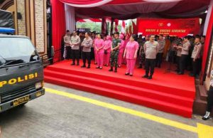 Dirgakkum Korlantas Polri Brigjen Pol Raden Slamet Santoso SH SIK Hadiri Pelepasan Baksos dan Bansos