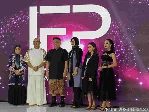 Indonesia Fashion Parade Show 2024 Sukses Digelar. Tema: Wastranesia