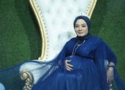 Adat Istiadat Dalam Kehamilan Acara Tasyakuran Lima dan Tujuh Bulanan Hajja Kartika Oman