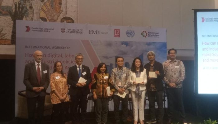 Membangun Ketahanan di Dunia yang Berisiko Tinggi: Bisakah Asia Tenggara Memimpin dalam AI, Industri, dan Keselamatan?