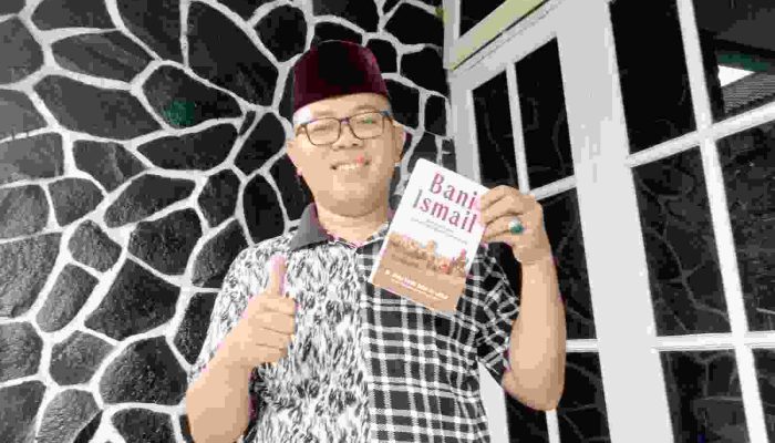 Resensi Buku “ISMAIL: DARI KLAN MENJADI SUKU”