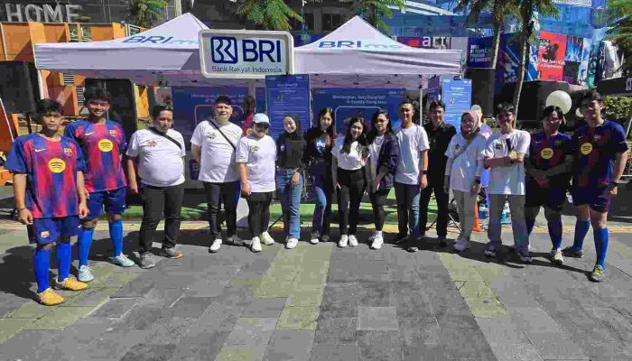 BRI KC Jakarta Sudirman 1 Luncurkan Kartu Debit Edisi Khusus FC Barcelona di CFD Sudirman