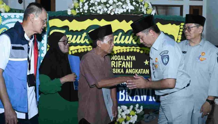 Kurang Dari 24 Jam, Jasa Raharja Serahkan Santunan Kepada Ahli Waris Korban Kecelakaan Kereta di Bekasi