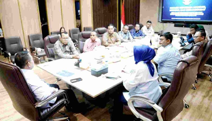 Kaukus Ekonom Pancasila Serahkan Draft RUU Perekonomian Nasional kepada Kepala Staf Kepresidenan