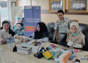Jasa Raharja Jakarta Timur Gelar Pelatihan PPGD dan Pengobatan Gratis bagi Pengemudi DAMRI