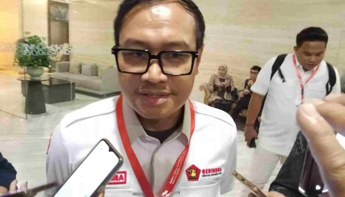 Bupati Kepulauan Mentawai, Dr. Rinto Wardana, S.H., M.H. di Rakernas GEKIRA 2026: Kepala Daerah Perlu Menyelaraskan Arah Pembangunan Daerah dengan Program Prioritas Pemerintah Pusat di bawah Kepemimpinan Presiden Prabowo Subianto.