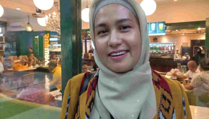 Anggota Komisi X DPR RI Dr. Hj. Karmila Sari, S.Kom., M.M.;  Sosok Bahlil Lahadalia bisa Menjadi Sumber Inspirasi bagi Generasi Muda, Pelaku Usaha, Pemerintah, maupun Pemangku Kepentingan lainnya untuk bersama-sama Memberikan Kontribusi bagi Pembangunan Nasional.
