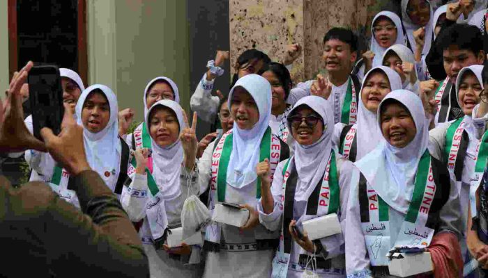 Ikut Palestine Day, Puluhan Siswa ‘Pergi ke Palestina’ Tanpa Tinggalkan Jakarta