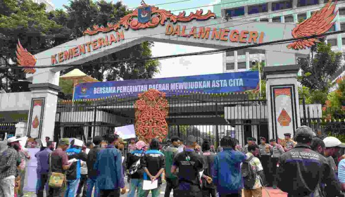 Desak Hak Pendidikan Dipenuhi, Mahasiswa Tolikara Sampaikan 7 Tuntutan ke Kemendagri