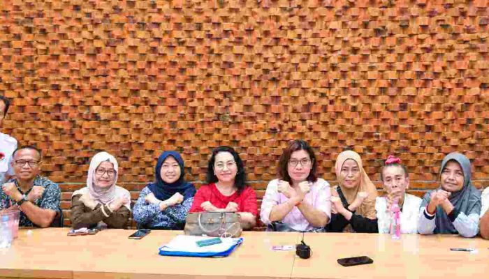 KETUM RPA INDONESIA APRESIASI YUSUF PRADIKA DAN ZIDAN KAWAL LAPORAN PINJOL KE OJK